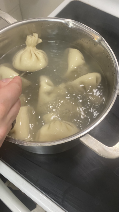 Boiling khinkali